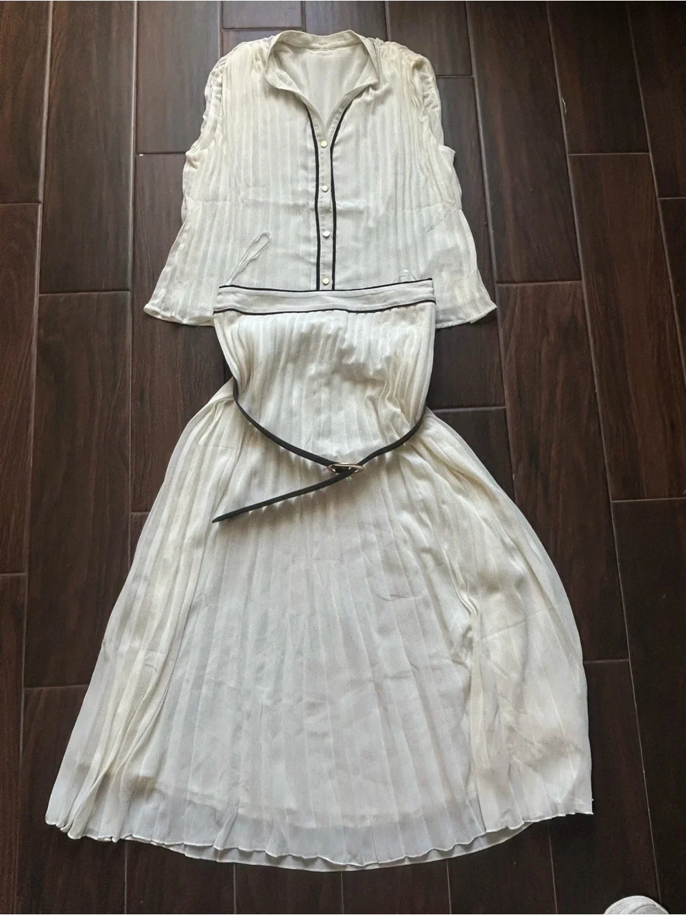 NWT Contrast Trim Pleated Top & Maxi Skirt Matching Set Small